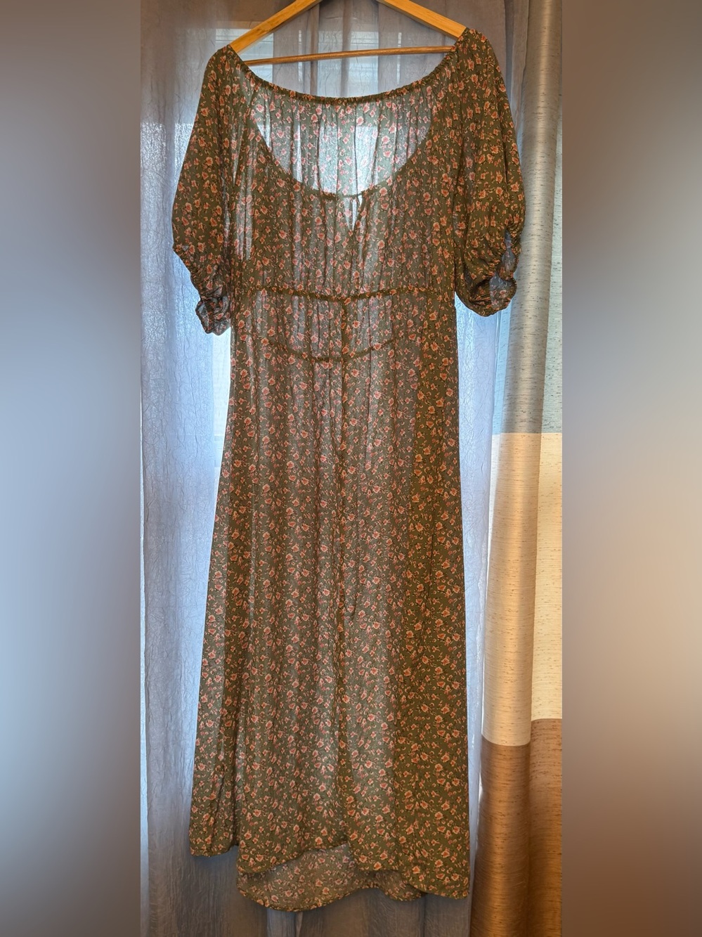 Women’s Olive Green Floral Maxi Dress with Puff Sleeves - Picture 2 of 4
